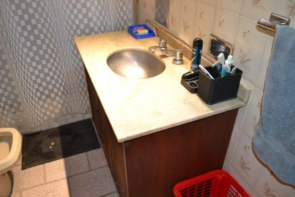 CASA EN VENTA EN MUNRO! OPORTUNIDAD APTO CREDITO 4