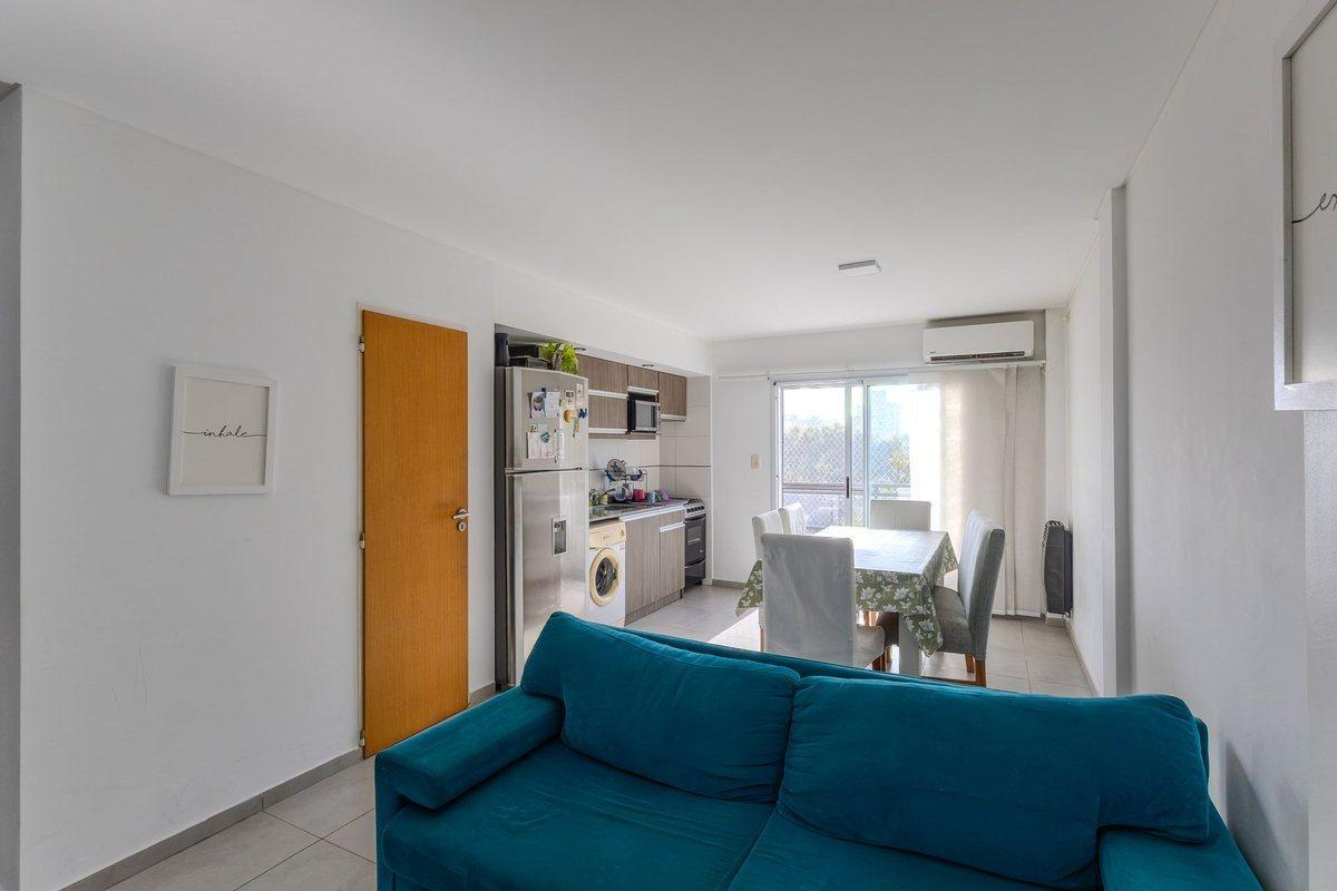 Foto de VENTA DEPTO 3 AMB BALLESTER APTO CREDITO, imagen 3