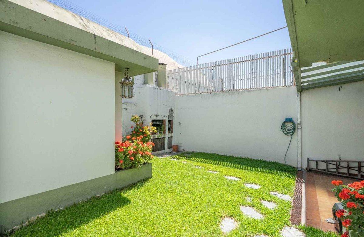 Foto de VENTA CASA 5 AMB BALLESTER APTO CREDITO JARDIN, imagen 4