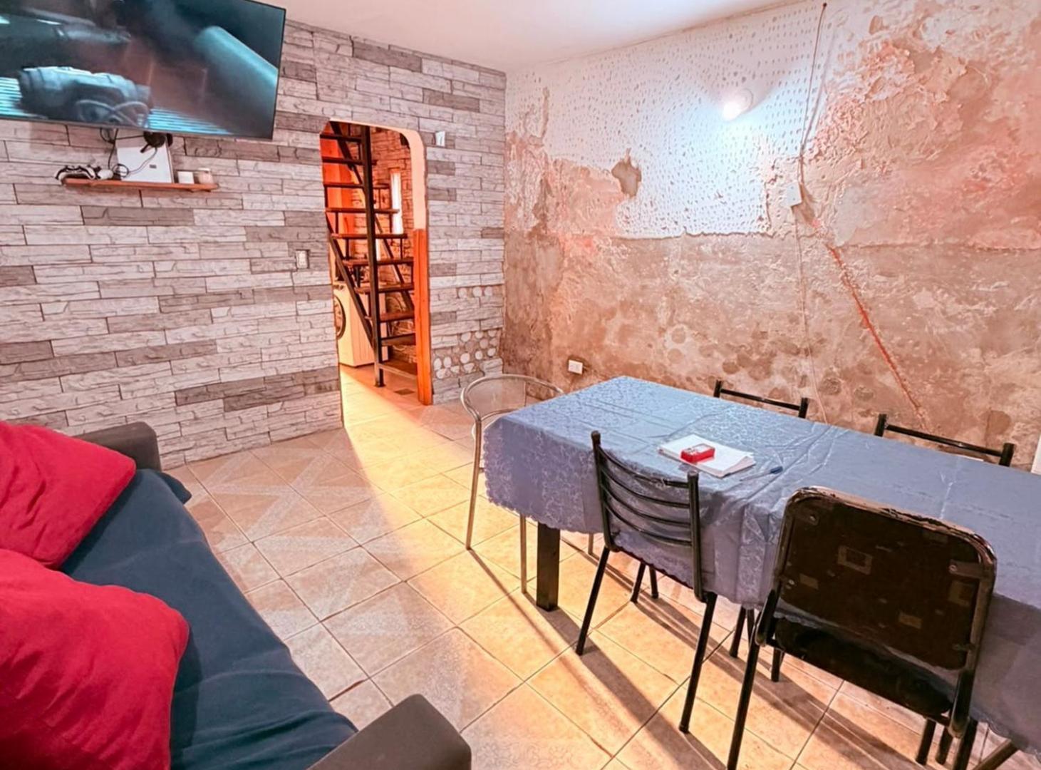 Foto de VENTA CASA EN ISIDRO CASANOVA CON AMPLIO TERRENO, imagen 5