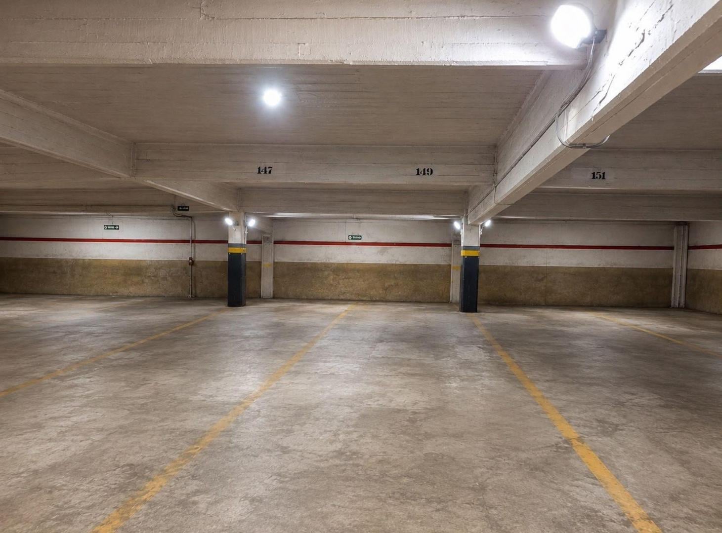 Foto de VENTA COCHERA DOBLE CUBIERTA EN CABALLITO, imagen 4