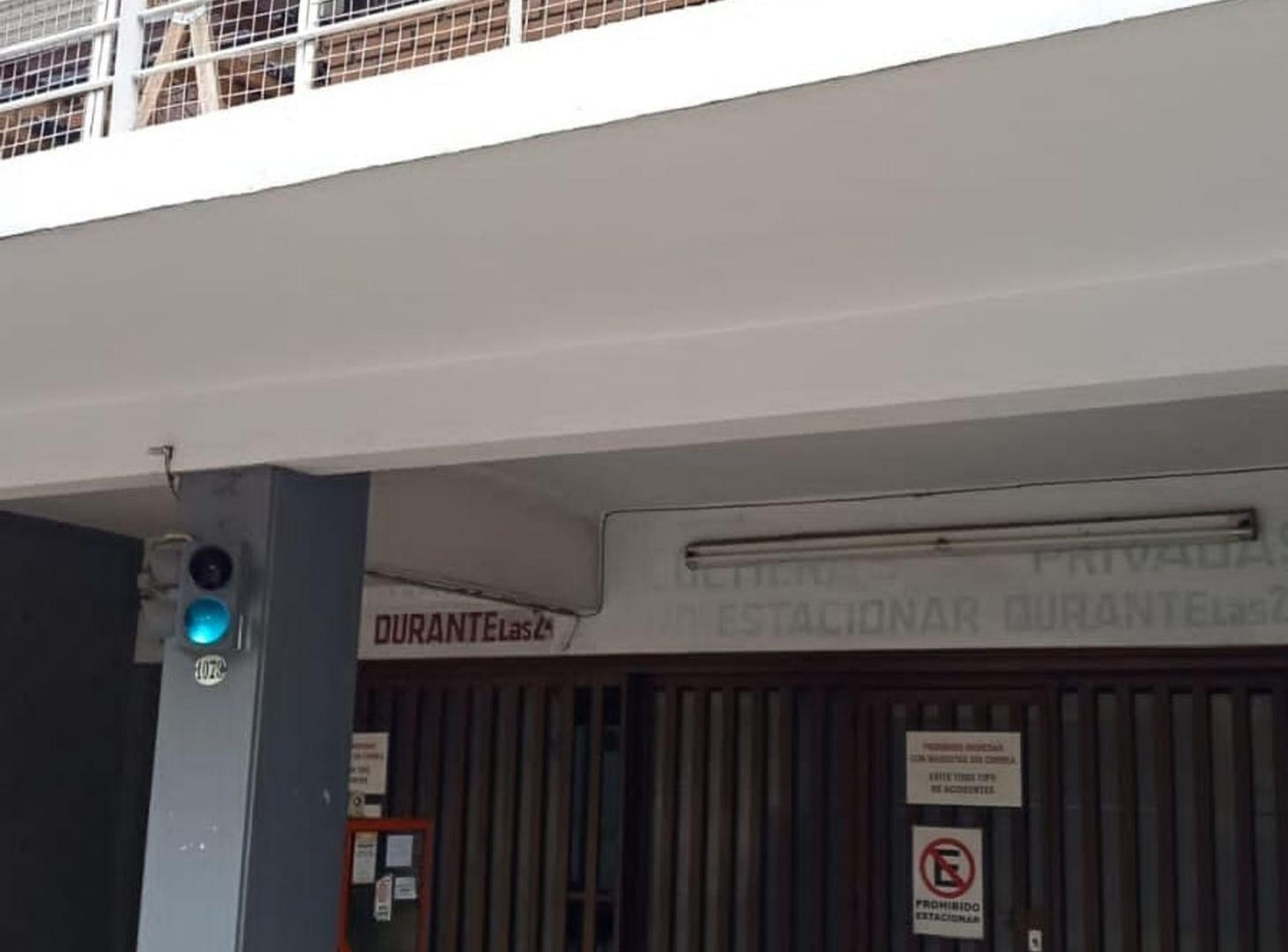 Foto de VENTA COCHERA DOBLE CUBIERTA EN CABALLITO, imagen 2