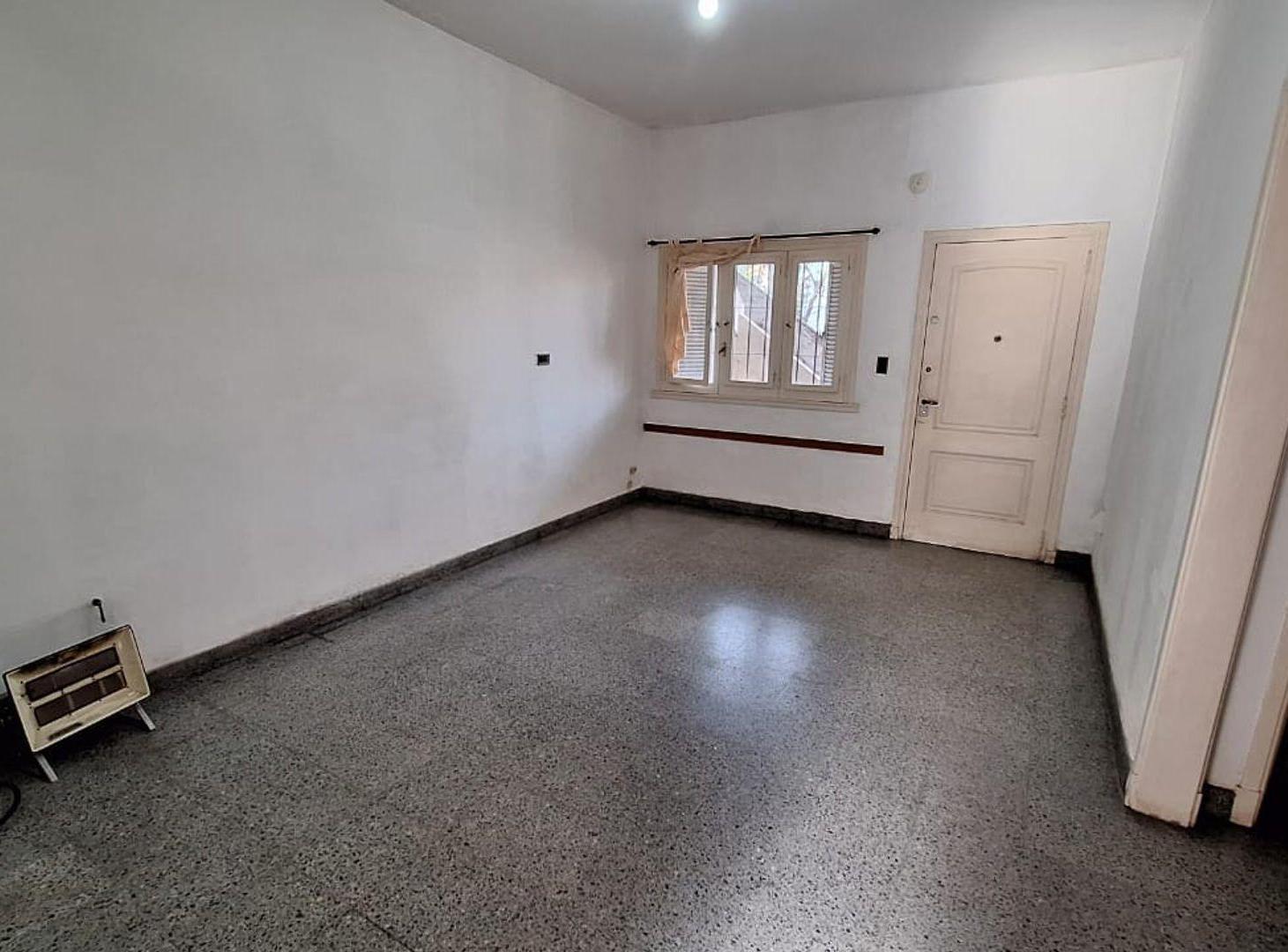 Foto de Venta PH 4 ambientes planta baja patio propio, imagen 4