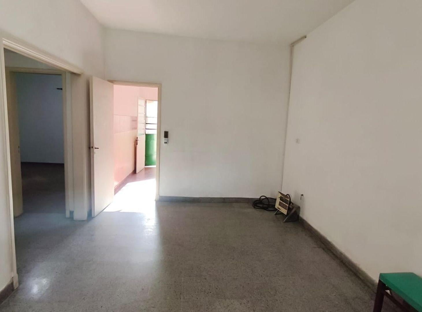 Foto de Venta PH 4 ambientes planta baja patio propio, imagen 5