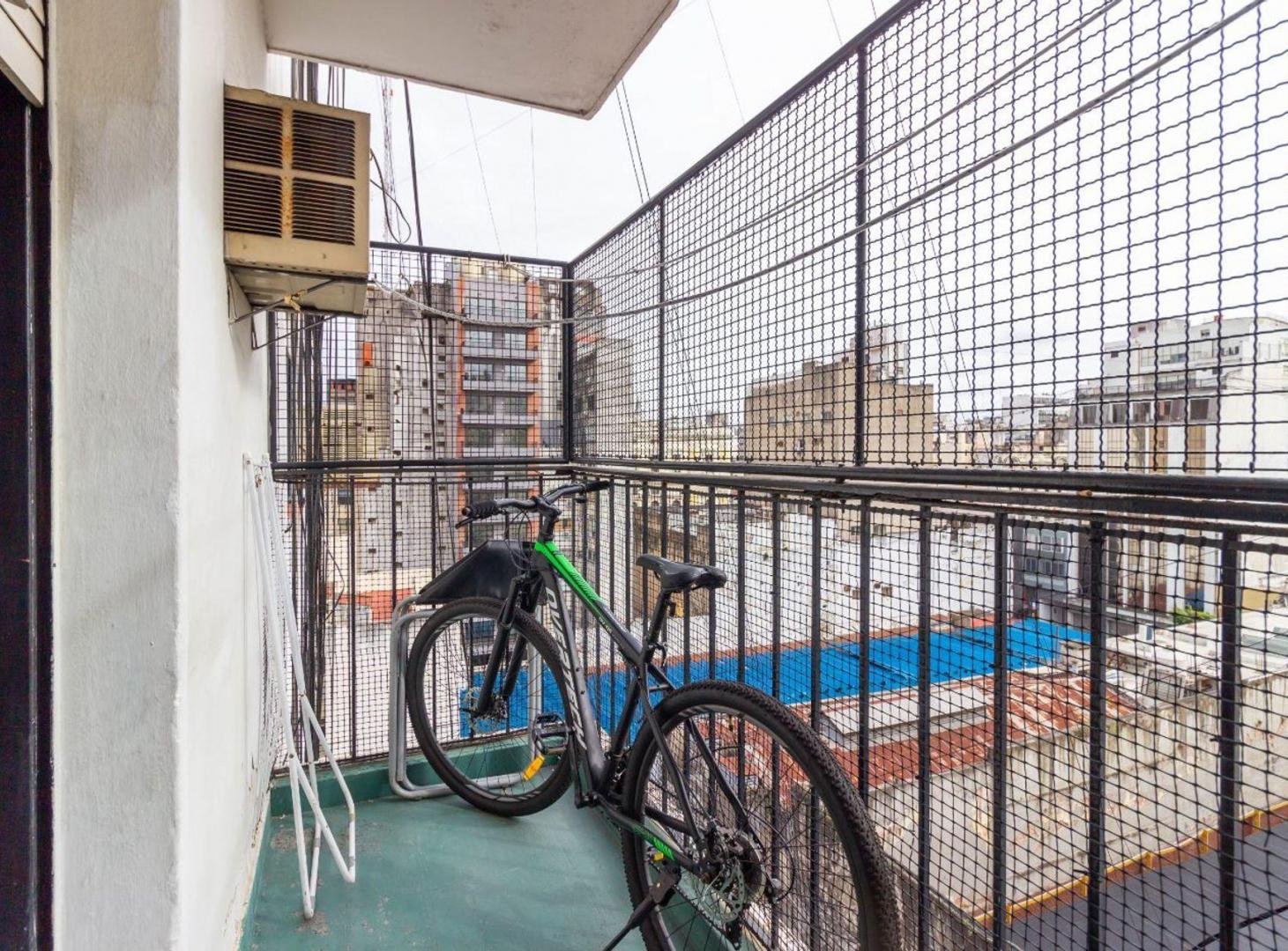 Foto de Venta depto 3 ambientes con balcón av. Belgrano, imagen 4
