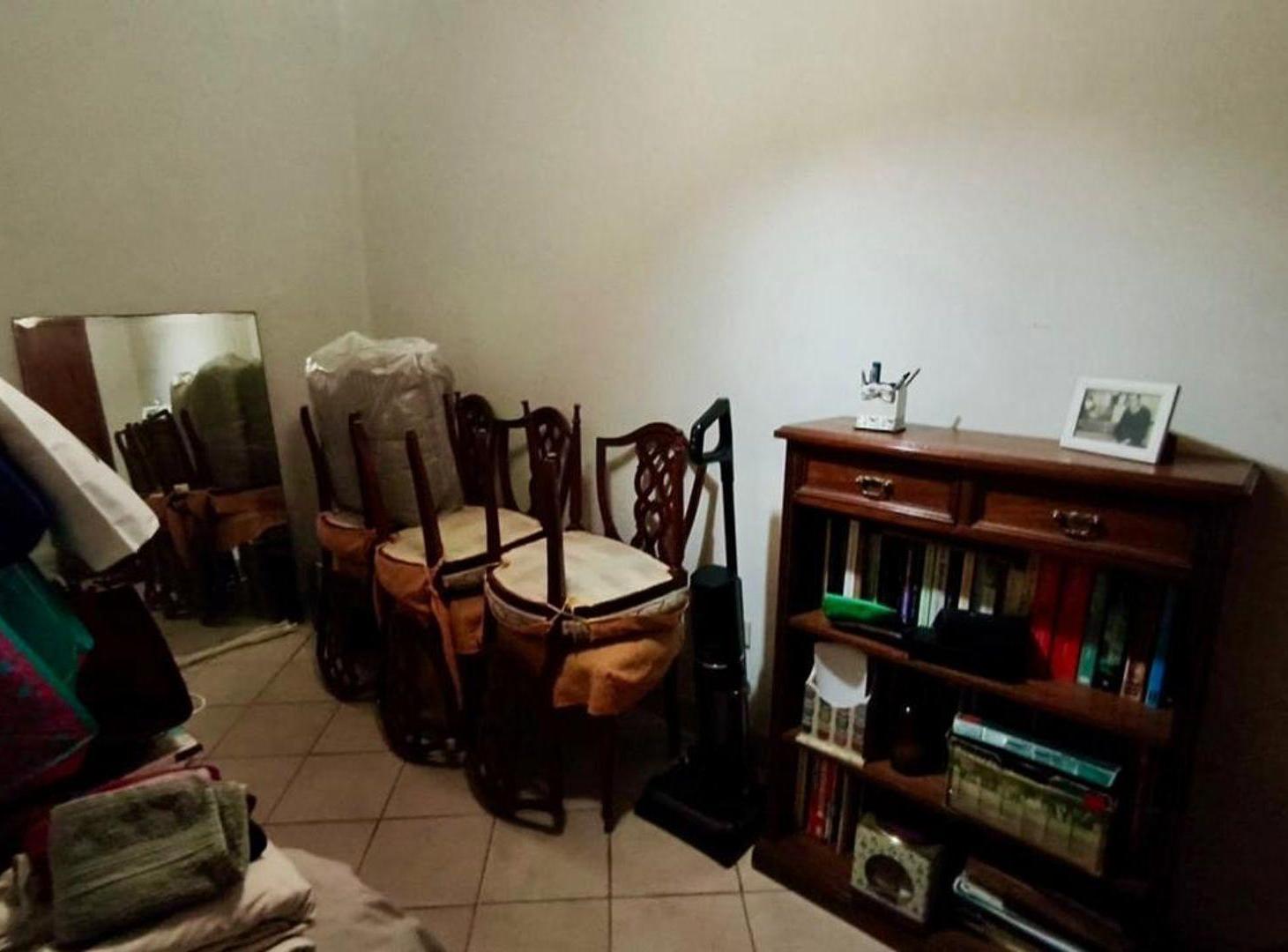 Foto de Venta casa Villa Ballester 4 amb Patio cochera, imagen 1