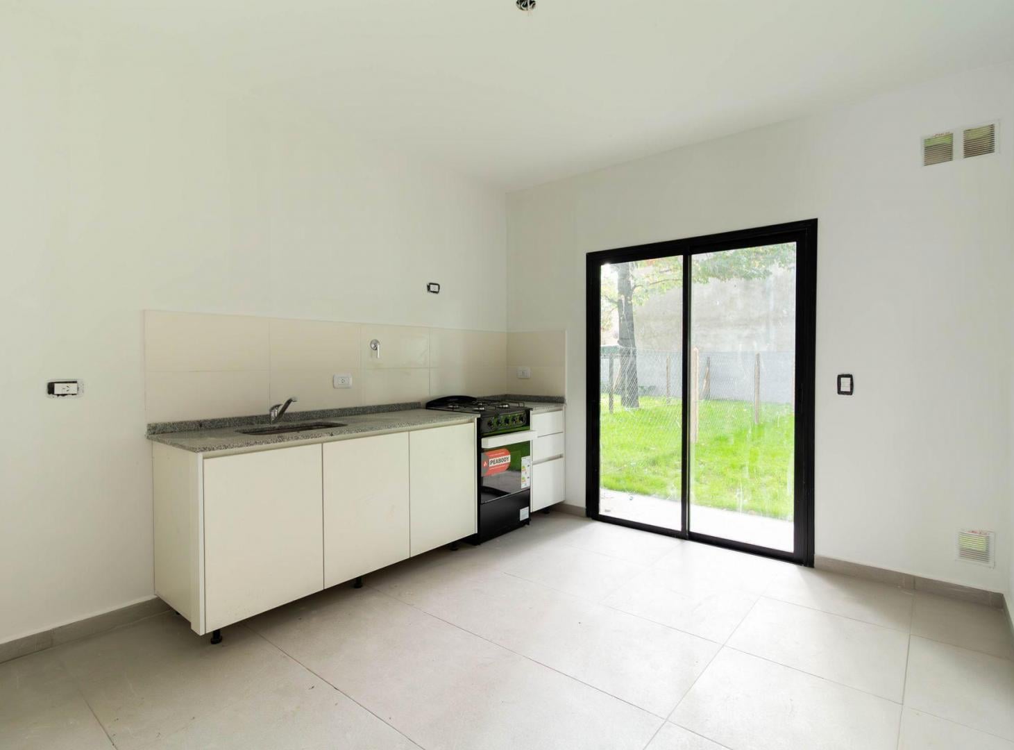 Foto de Duplex a estrenar 3 amb. San Miguel, imagen 1
