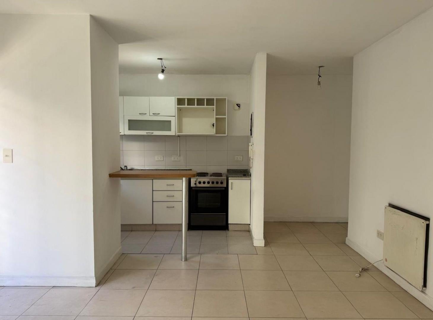 Foto de VENTA DEPTO 2 AMB SAN FERNANDO COCHERA BALCON, imagen 1
