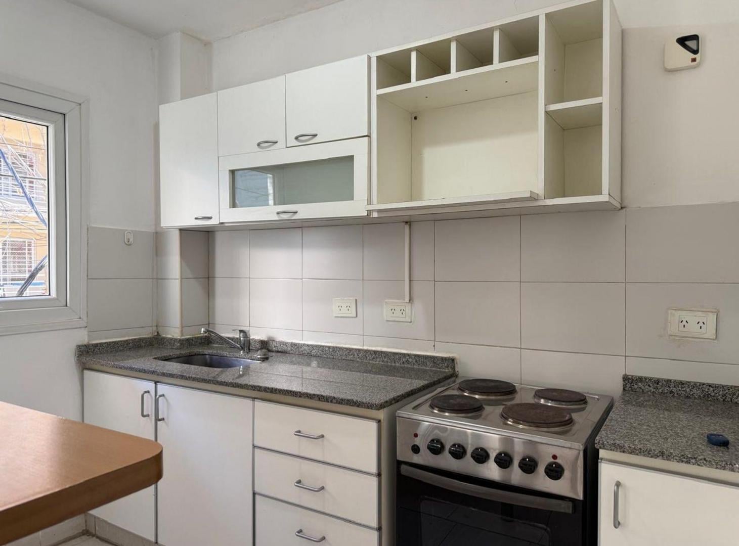 Foto de VENTA DEPTO 2 AMB SAN FERNANDO COCHERA BALCON, imagen 3