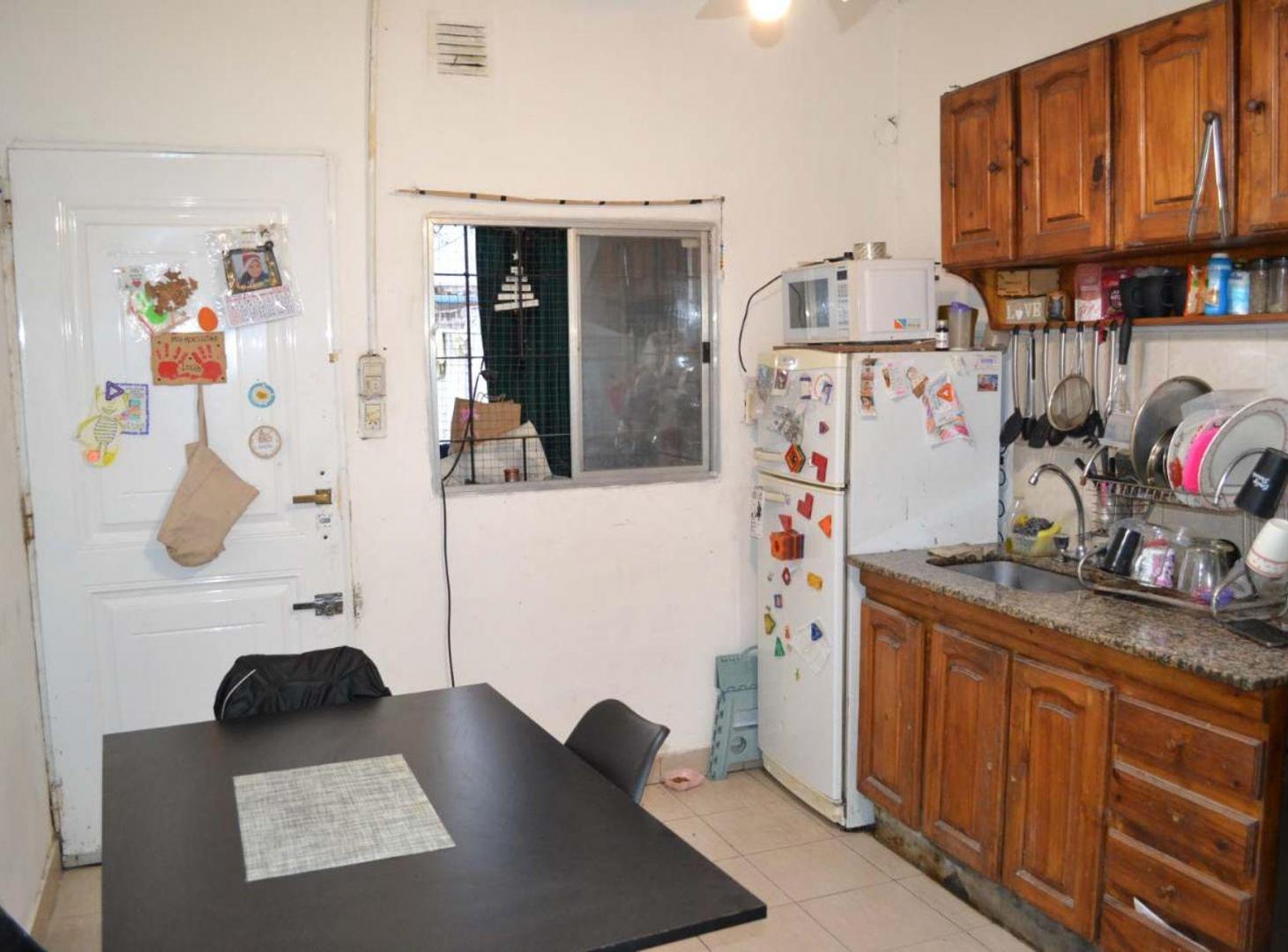 Foto de PH 2 AMBIENTES EN VENTA J. LEON SUAREZ OPORTUNIDAD, imagen 3