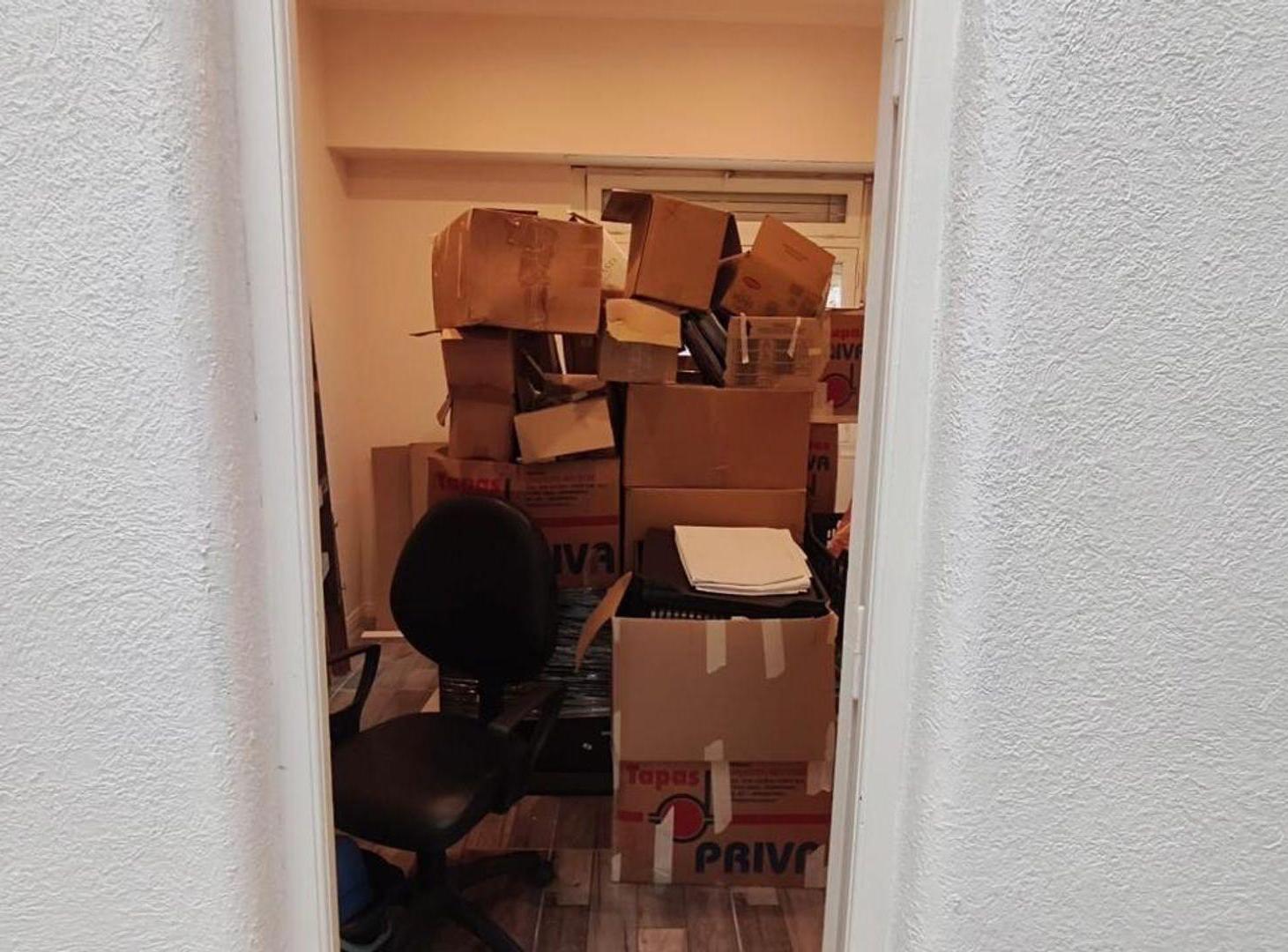 Foto de VENTA PH 3 AMB REFACCIONADO A NUEVO CHACARITA, imagen 1