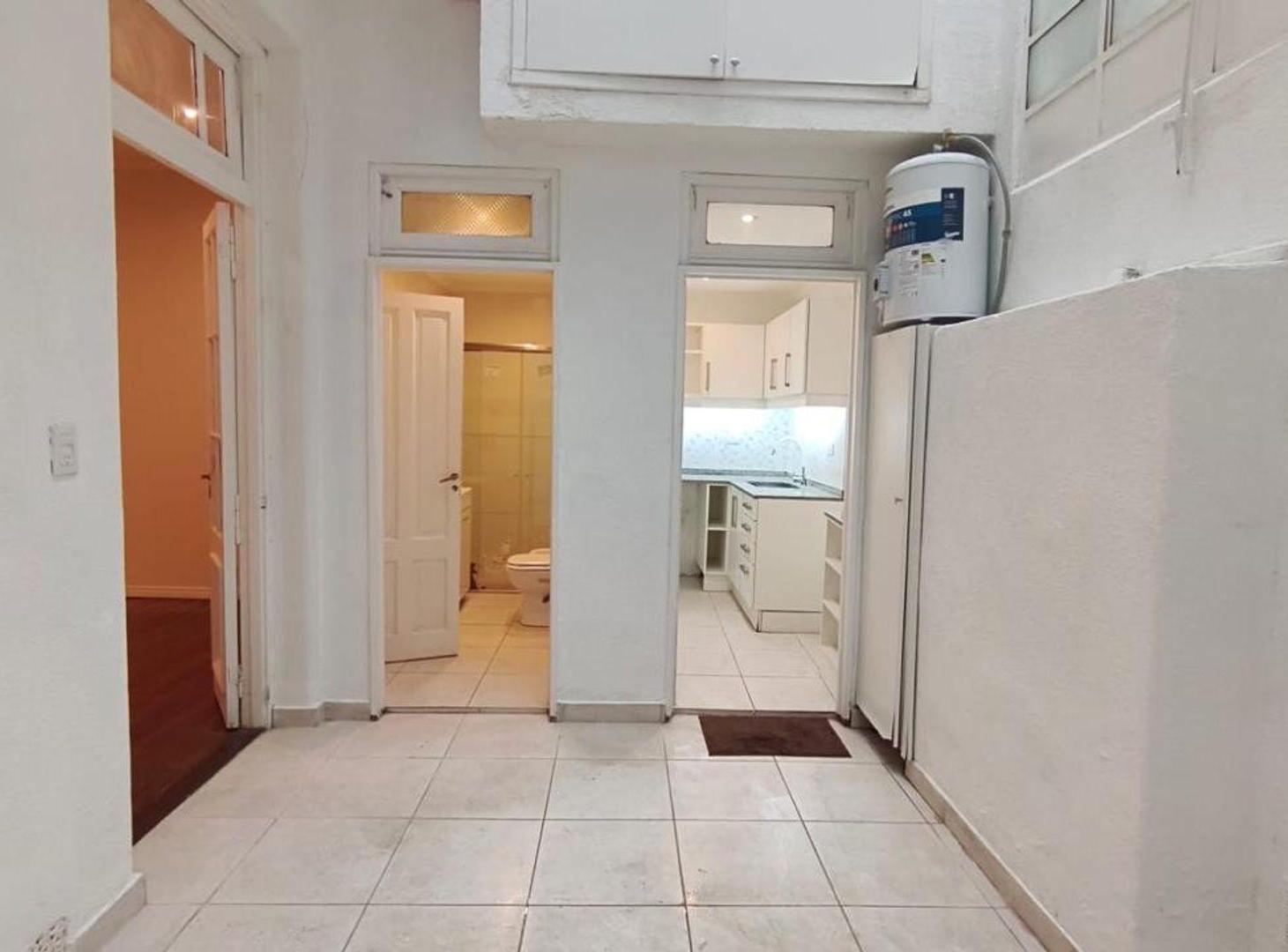 Foto de VENTA PH 3 AMB REFACCIONADO A NUEVO CHACARITA, imagen 3