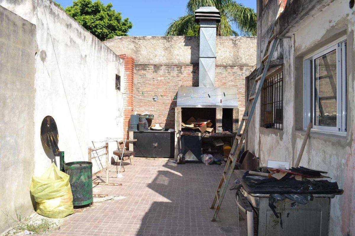 Foto de CASA + DEPTO 2 AMBIENTES EN BALLESTER OPORTUNIDAD, imagen 2