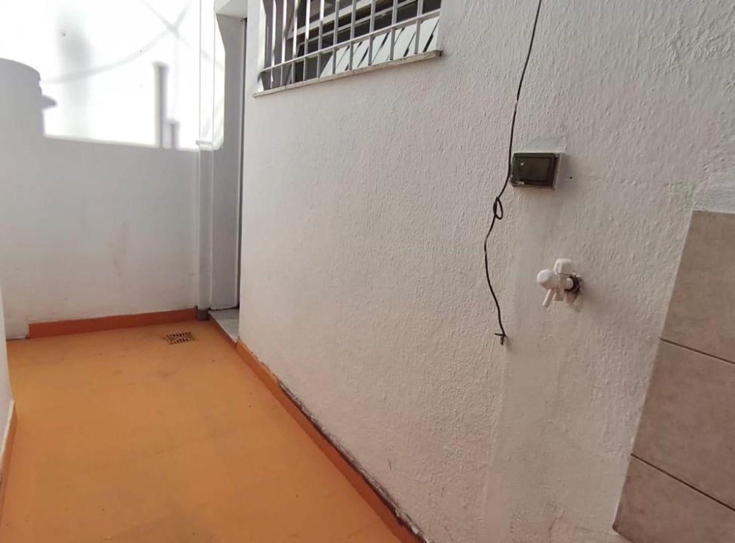 Foto de Venta PH dos ambientes patio propio Beccar, imagen 3