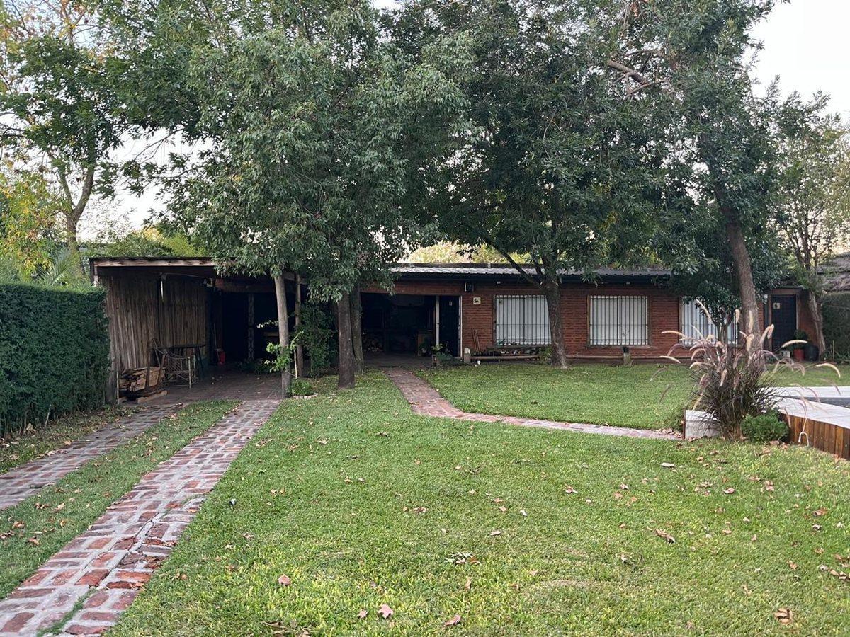 Foto de CASA QUINTA CON GRAN LOTE, imagen 1