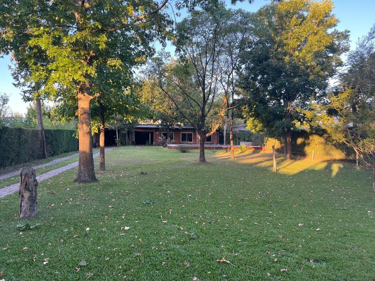 Foto de CASA QUINTA CON GRAN LOTE, imagen 3