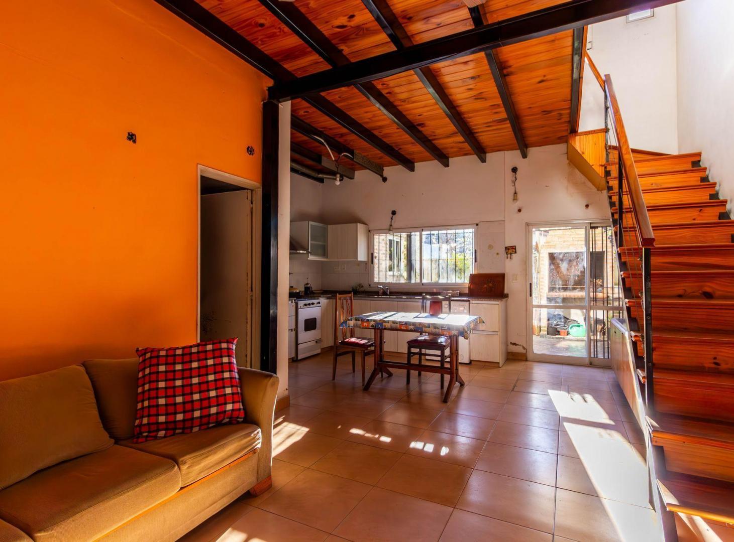 Foto de Venta ph 4 ambientes 2 plantas patio Don Torcuato, imagen 4