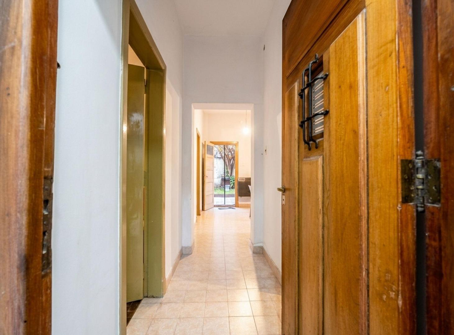 Foto de Venta casa 4 amb patio jardin Villa Ballester, imagen 2