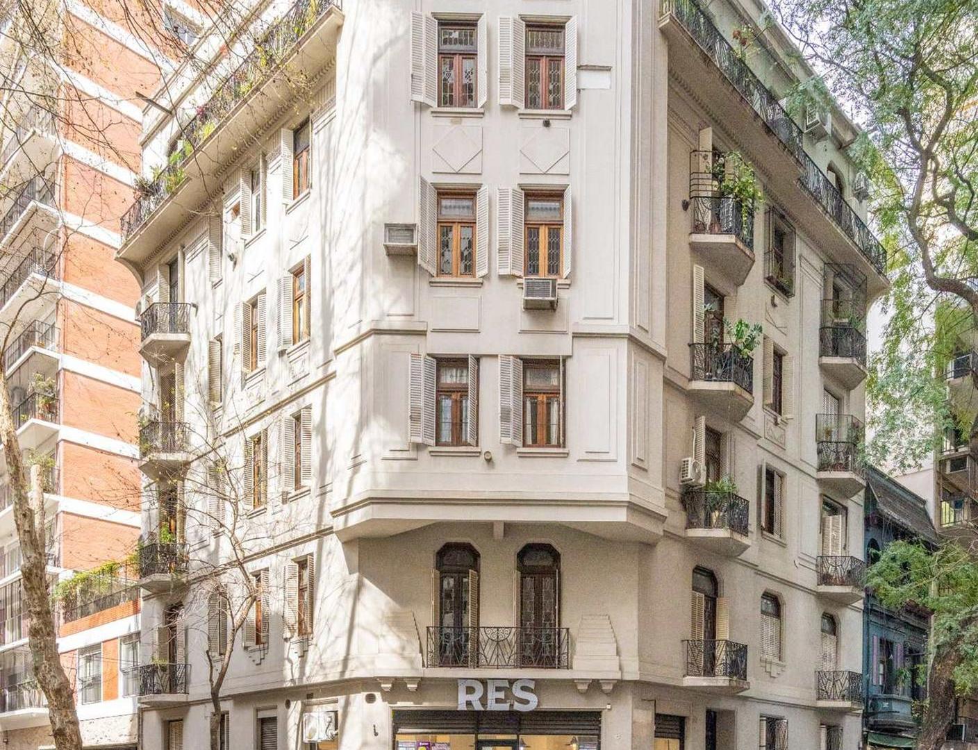 Foto de VENTA DEPTO 3 AMB EN EDIFICIO DE EPOCA BELGRANO C, imagen 1
