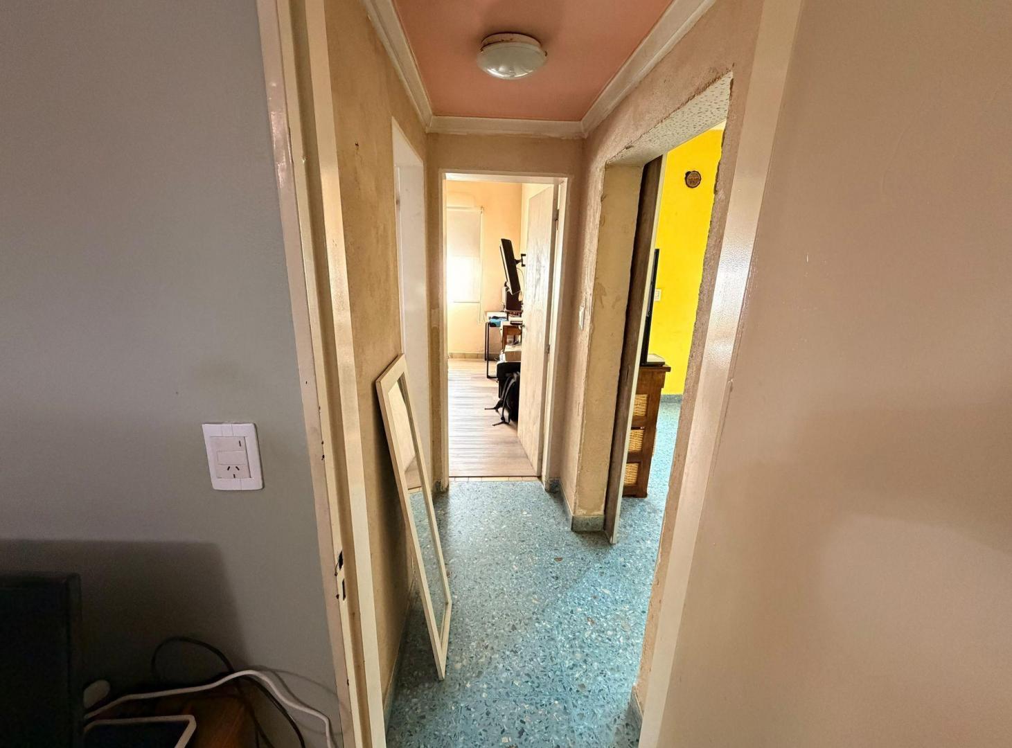 Foto de VENTA CASA CON PILETA EN ISIDRO CASANOVA, imagen 5