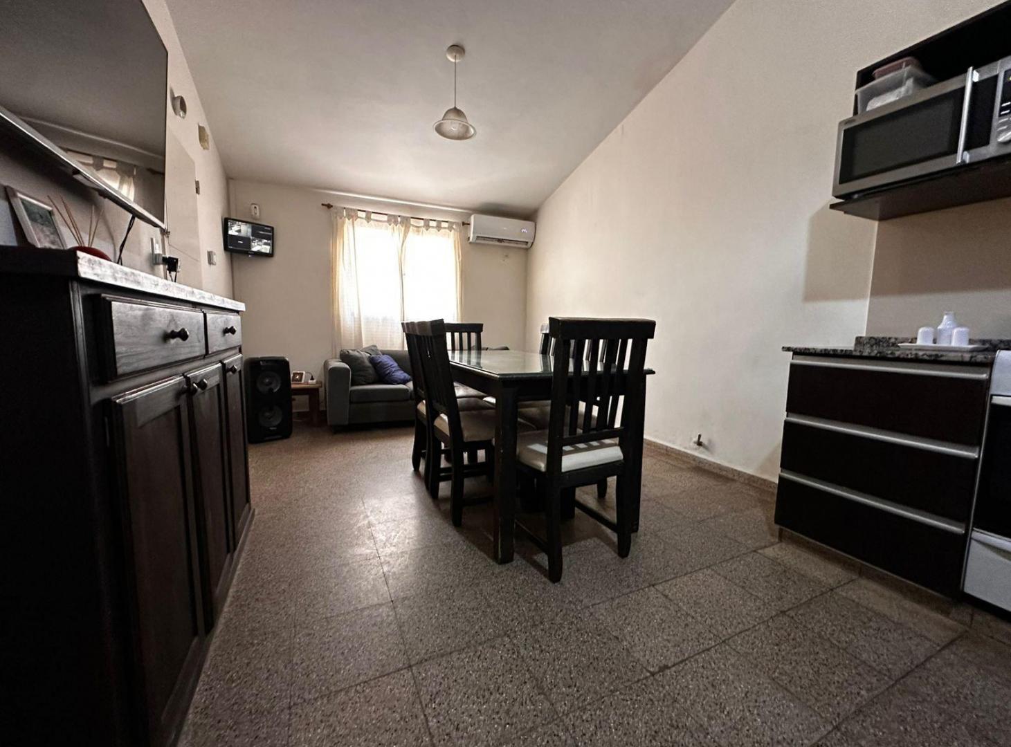 Foto de VENDO OPORTUNIDAD EN VILLA POSSE CASA AMOBLADA + DPTO APTO CREDITO BBVA, imagen 3