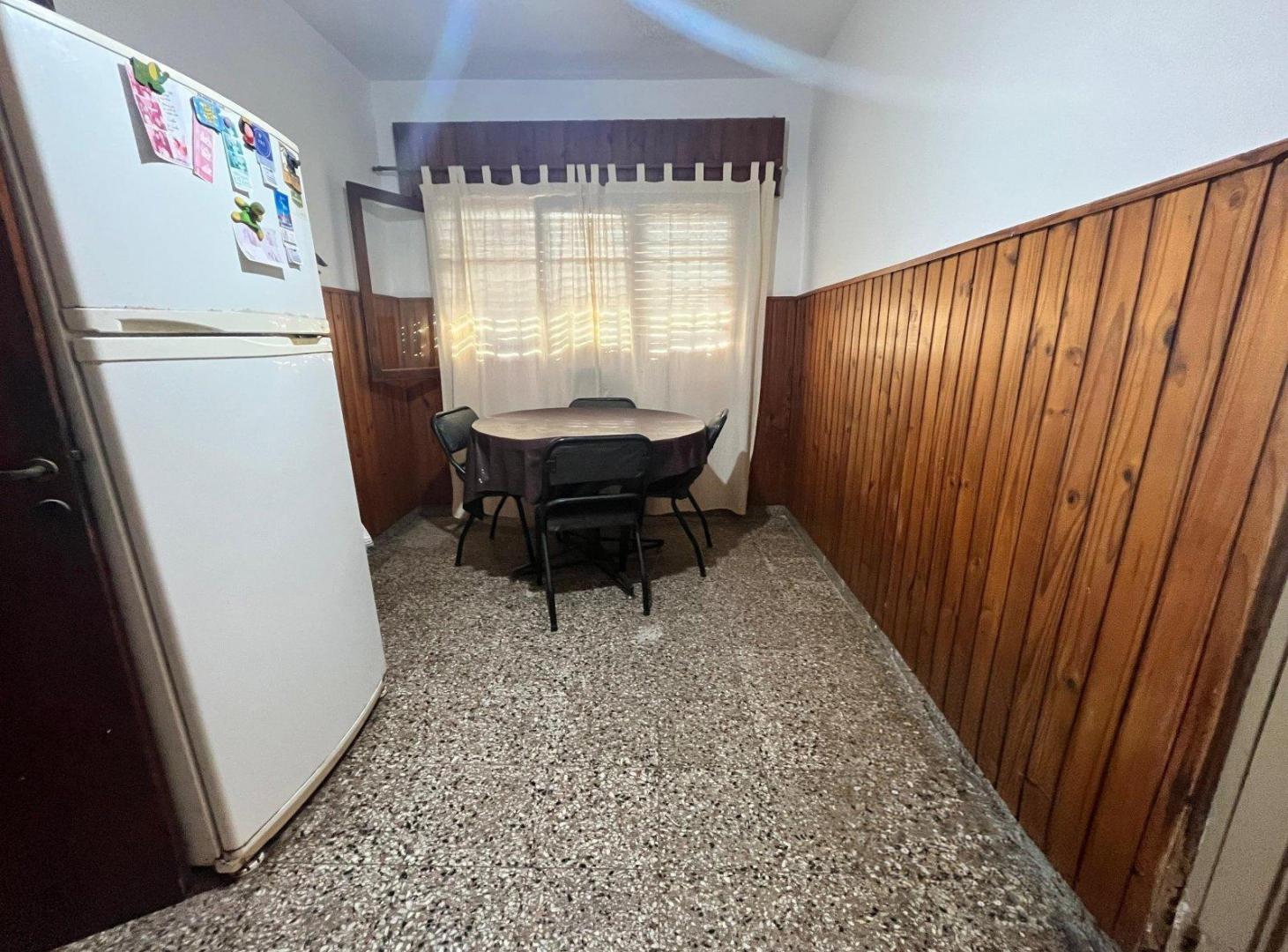 Foto de VENDO CASA 3 dormitorios Barrio ituzaingo, imagen 5