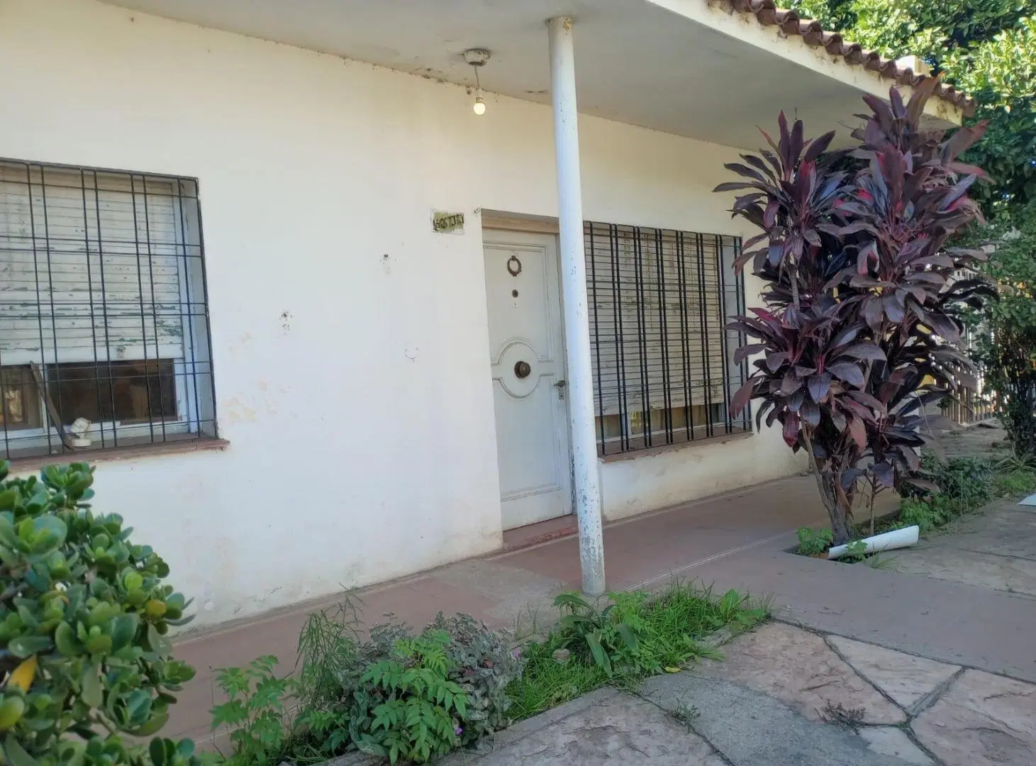 VENDO CASA DE 3 DORMITORIOS BARRIO SAN LORENZO 2