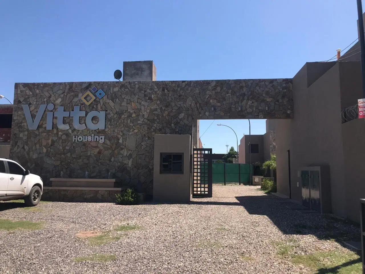 ALQUILO DUPLEX EN VITTA HOUSING 3 DORMITORIO 1
