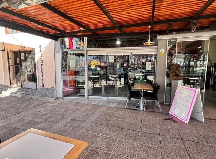 Alquiler de Local en centro de Plottier, GALERIA OTHER WORLD 1