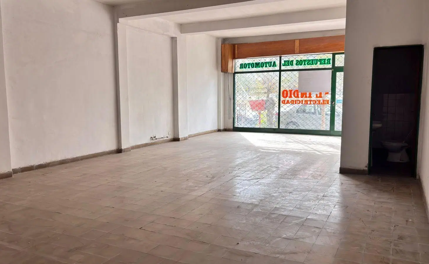 VENTA Local Comercial   Depósito y Galpón | J.J. Lastra 1250 5