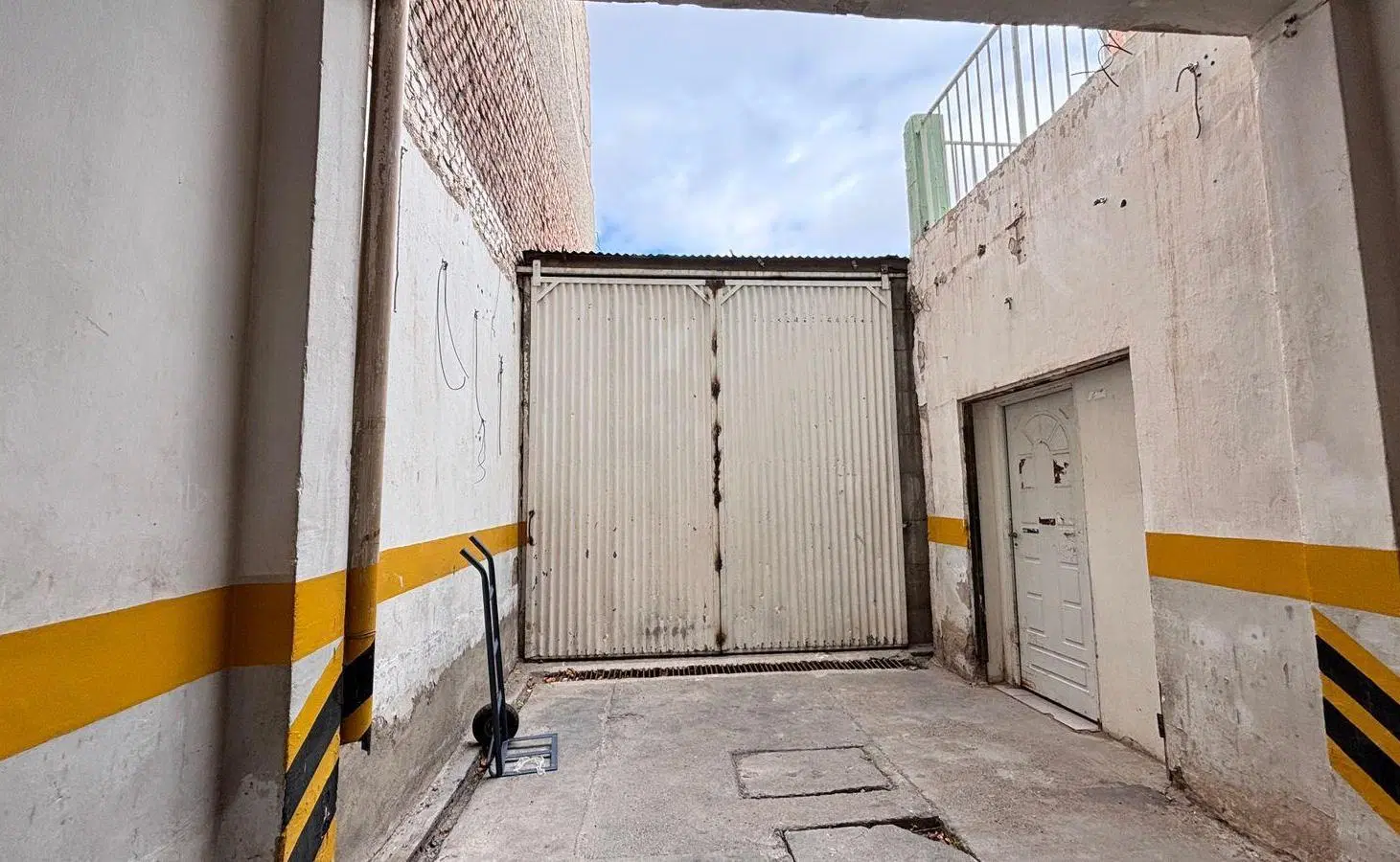VENTA Local Comercial   Depósito y Galpón | J.J. Lastra 1250 4