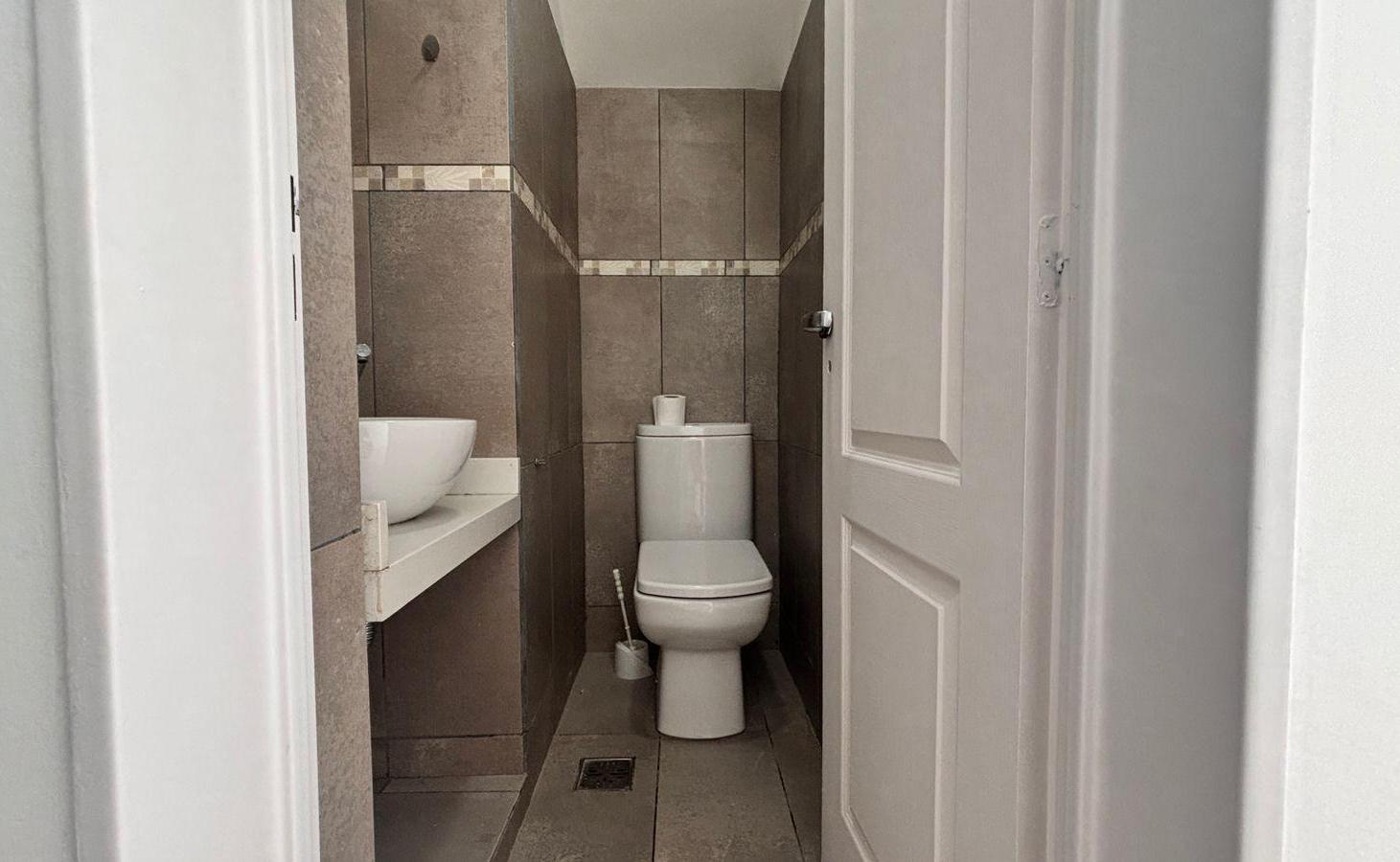 Foto de Alquiler casa de 4 dormitorios B Perticone - Centenario, imagen 4