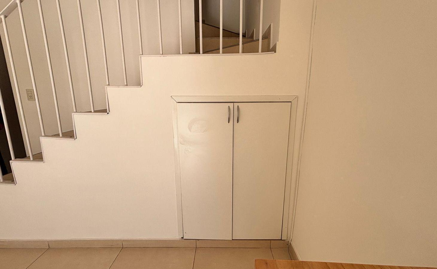 Foto de Alquiler casa de 4 dormitorios B Perticone - Centenario, imagen 3