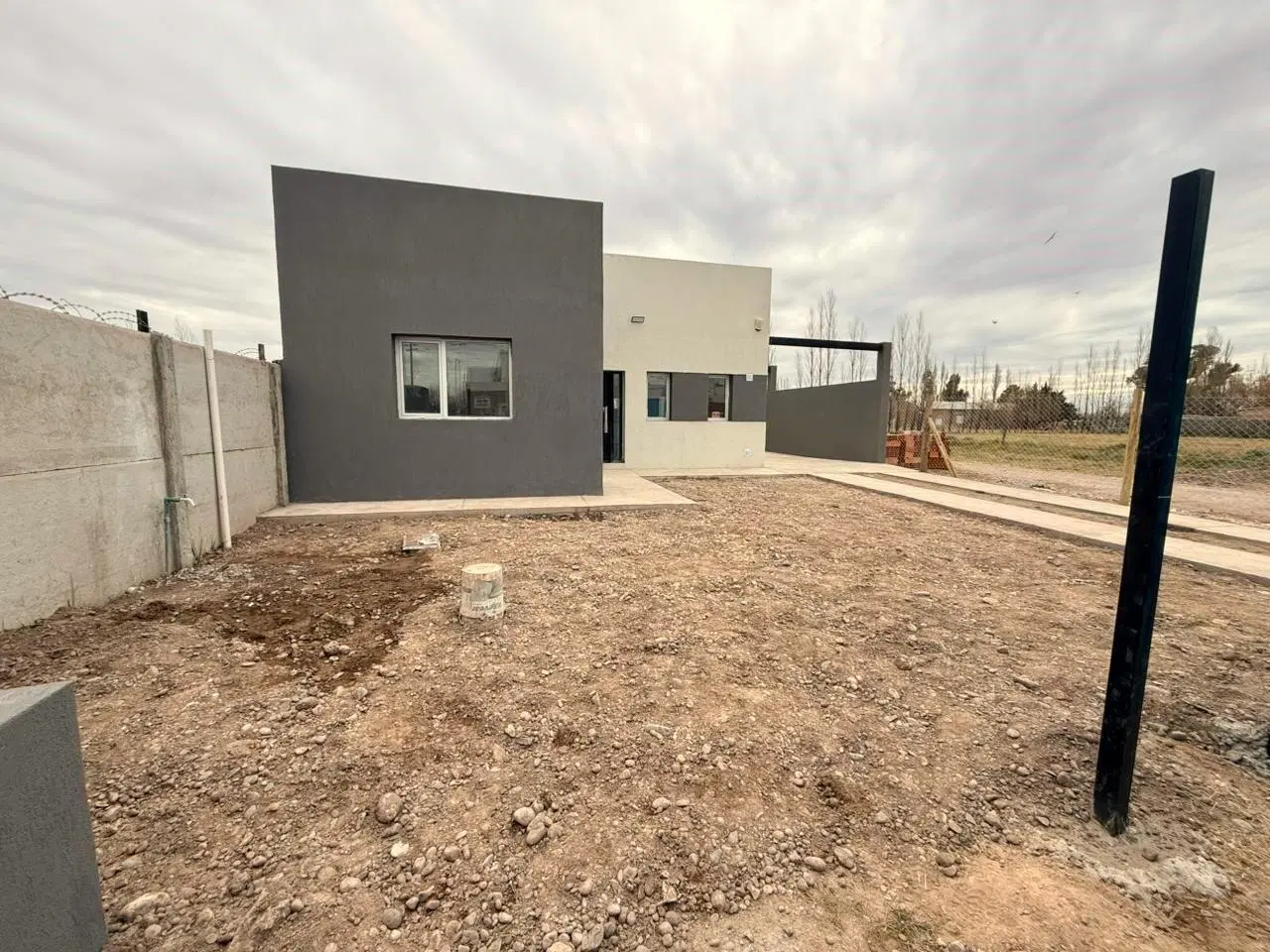 VENTA CASA APTO CREDITO  HIPOTECARIO EN FERNANDEZ ORO 5
