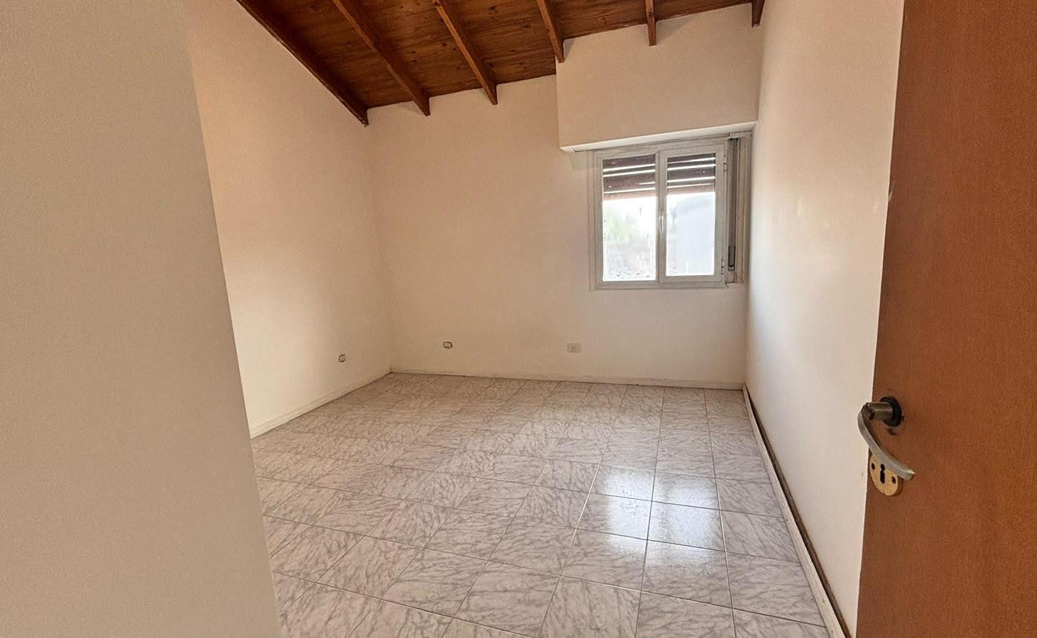Foto de Alquiler Duplex 3 habitaciones - B Los Tilos, Cipolletti, imagen 3