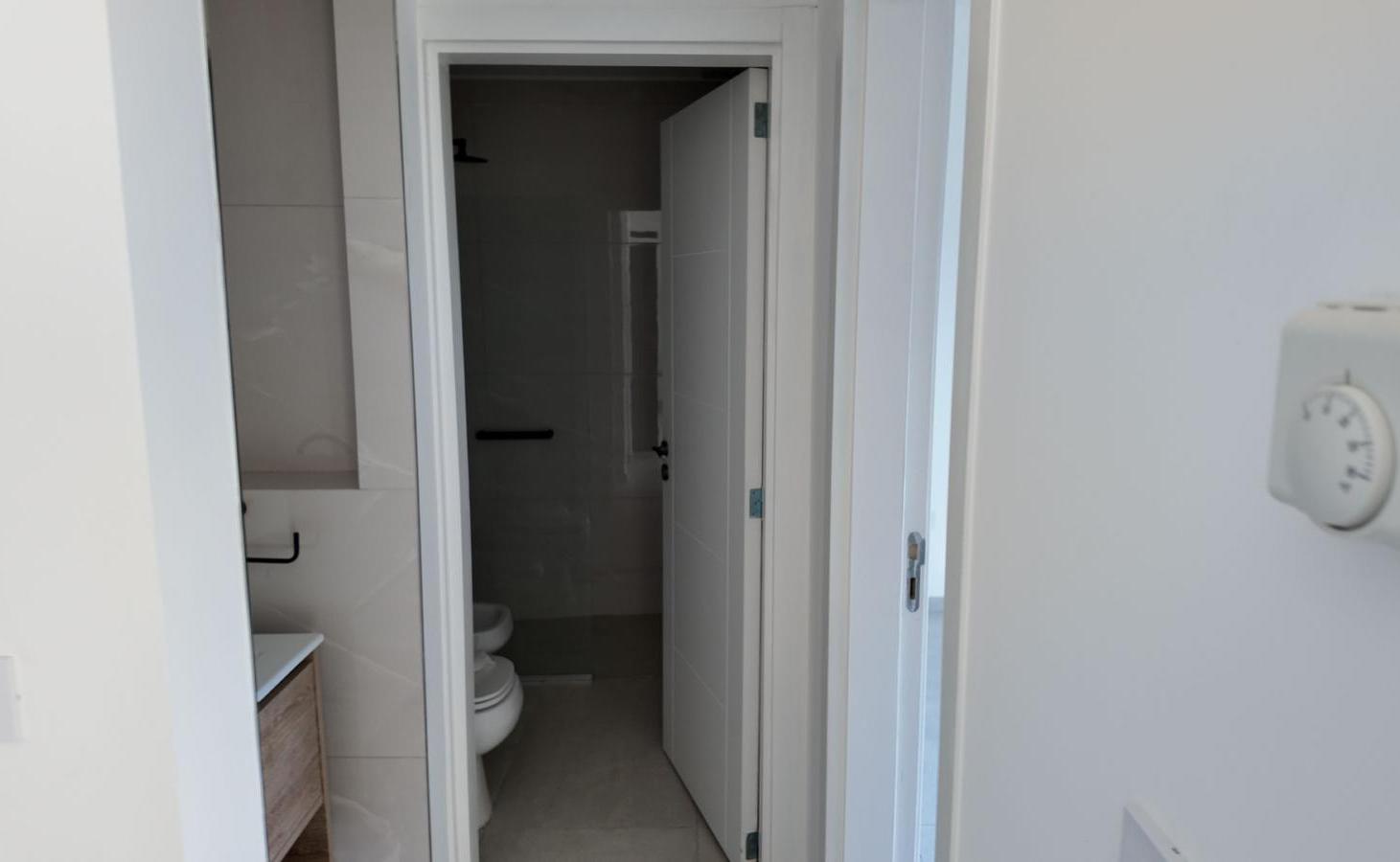Foto de VENTA DEPARTAMENTO DE 1 DORMITORIO - NEUQUEN CAPITAL, imagen 3