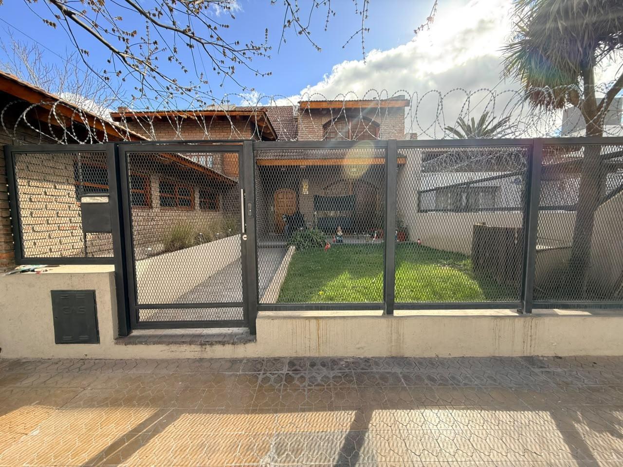 Foto de VENTA Casa 4 dormitorios en Barrio San Pablo, Cipolletti, imagen 5