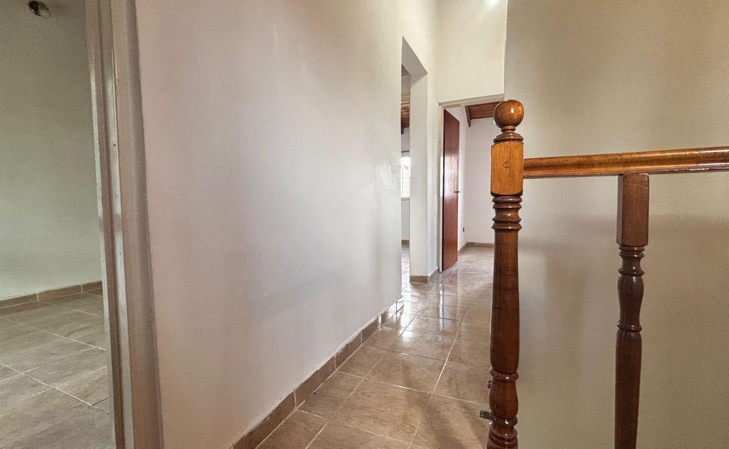 Foto de VENTA DE DUPLEX 3 HAB. EN ZONA HUILICHES - Neuquen, Capital, imagen 2
