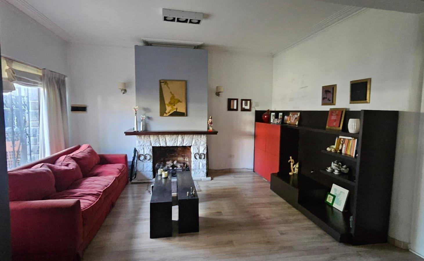Casa en B.Ayerza