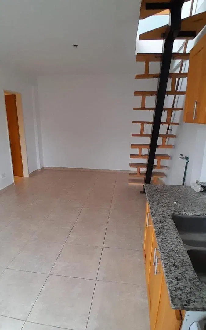 DEPARTAMENTO 2 AMBIENTES EN ALQUILER CASTELAR NORTE 5