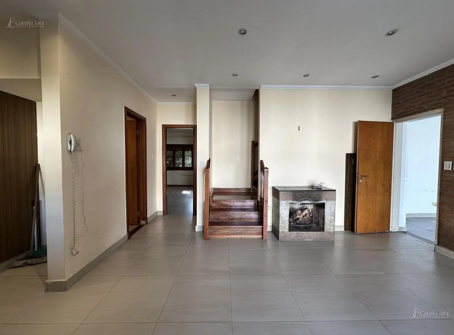 CHALET 5 AMBIENTES EN VENTA EN CASTELAR NORTE PARQUE AYERZA 8