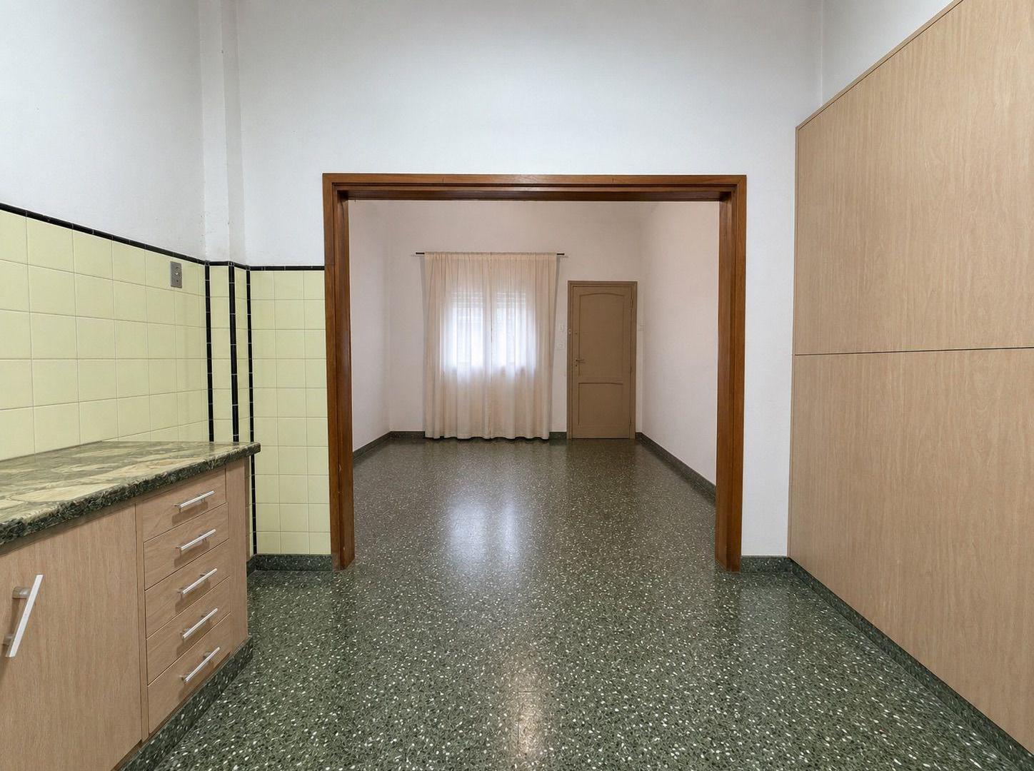 Foto de Casa 3 ambientes en alquiler en Villa Luzuriaga, imagen 1