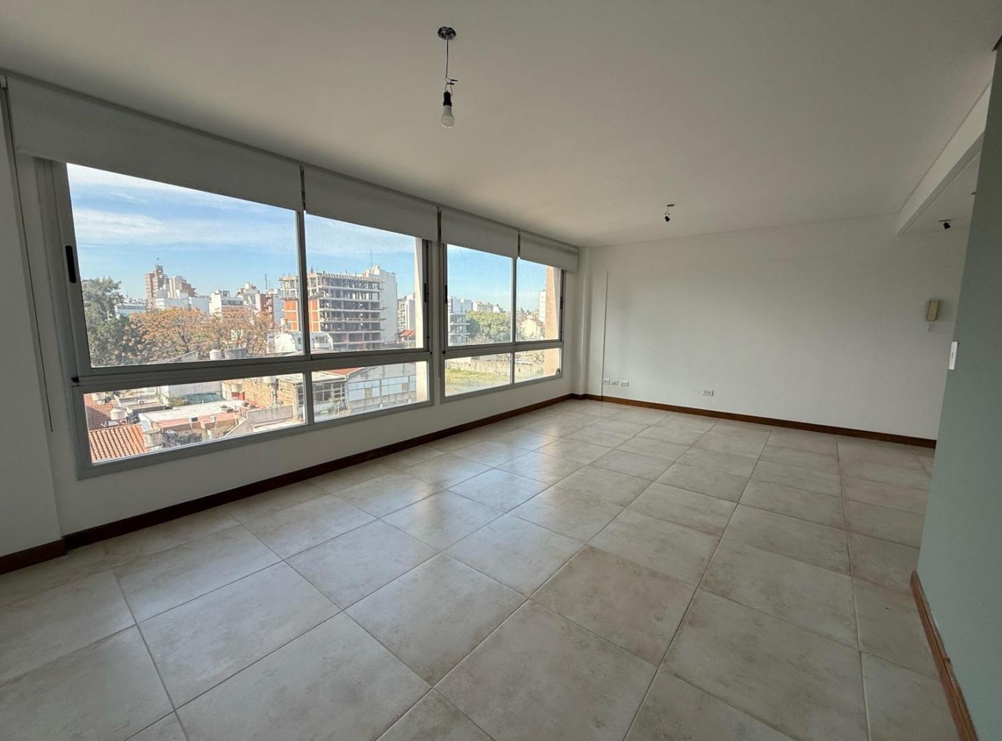 Foto de DEPARTAMENTO MONOAMBIENTE DIVISIBLE EN ALQUILER EN MORON SUR, imagen 5