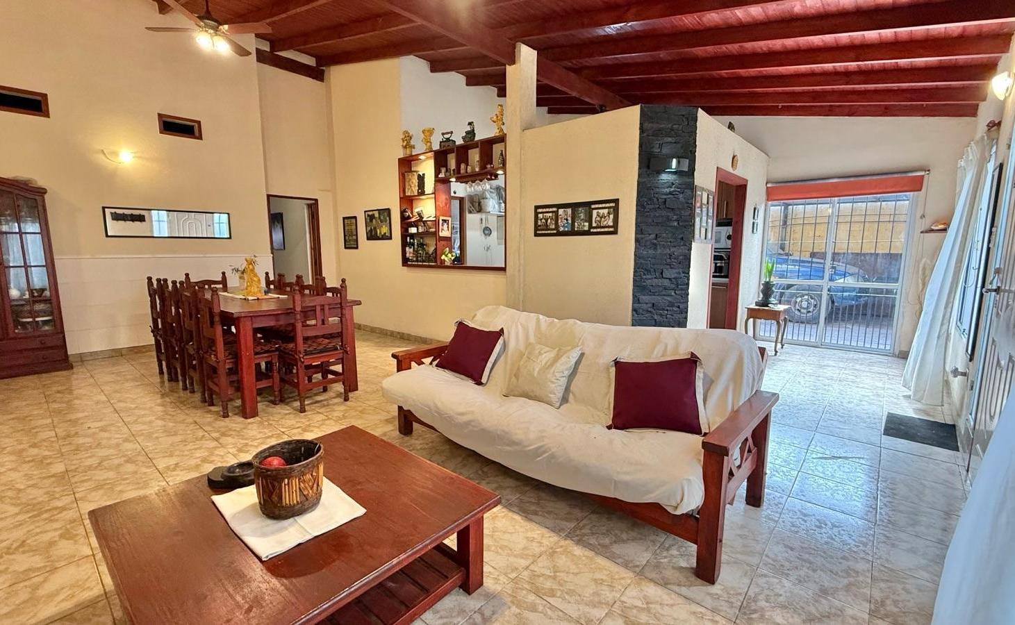 Foto de CASA 5 AMBIENTES EN VENTA EN HARAS MIRYAM, imagen 1