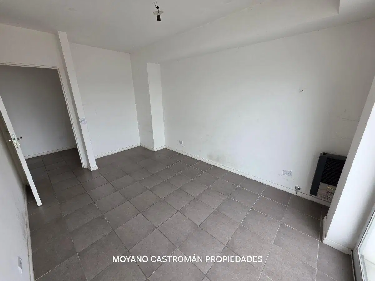 TRES AMBIENTES | SEPTIMO PISO 4