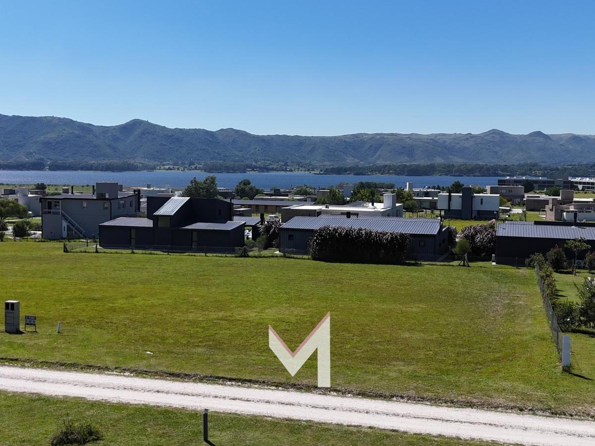 Terreno con Vista Al Lago en Puerto del Aguila 2