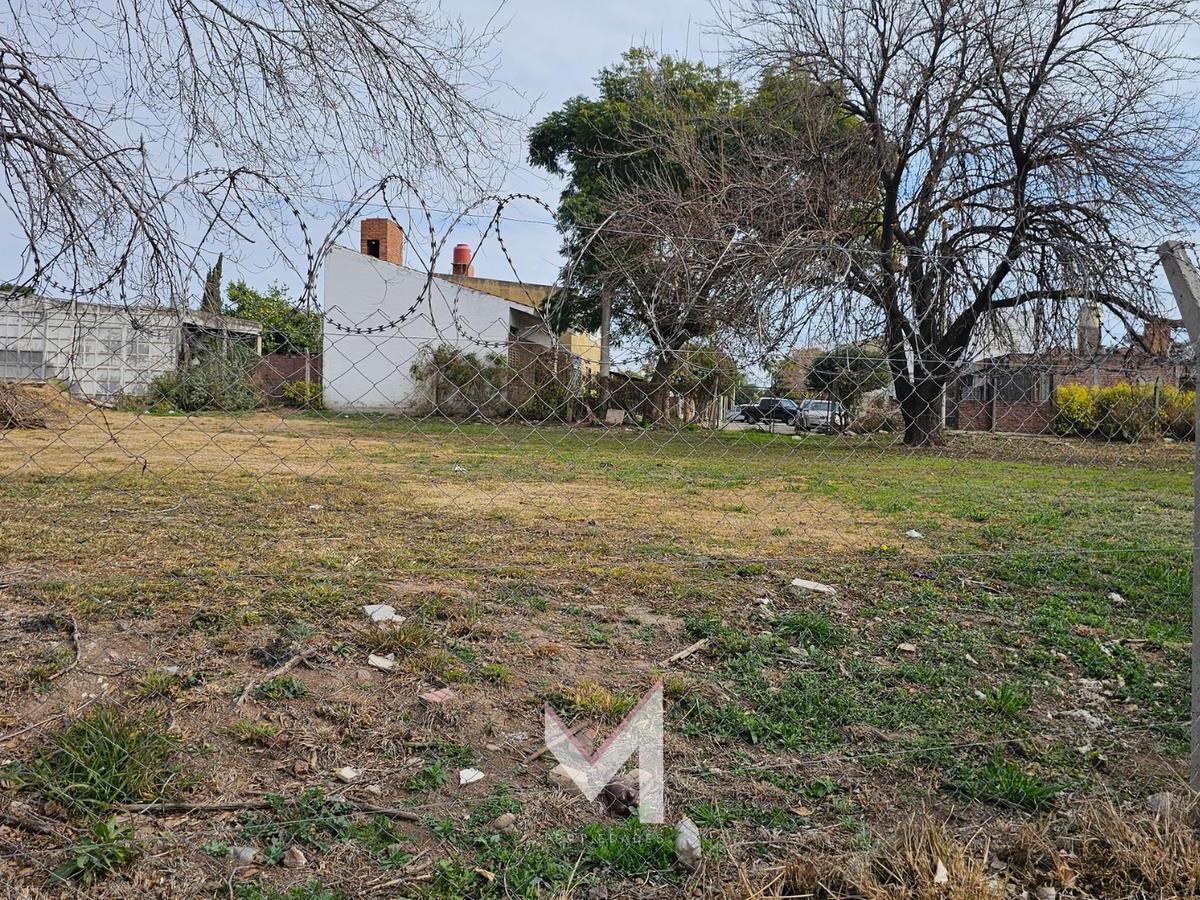 Terreno Apto Housing, Galpones o Complejo Deportivo 2