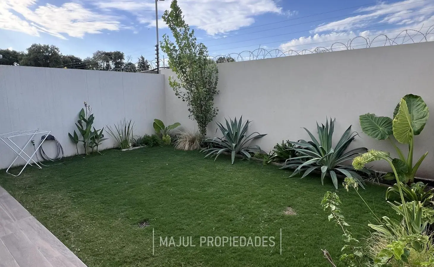 Duplex en venta Greenville2. Planta baja. 2 dormitorios. Cochera. Posesion inmediata. 4