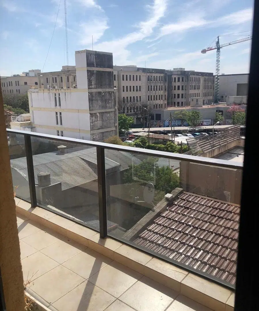Departamento en venta un dormitorio con balcón barrio Güemes 1