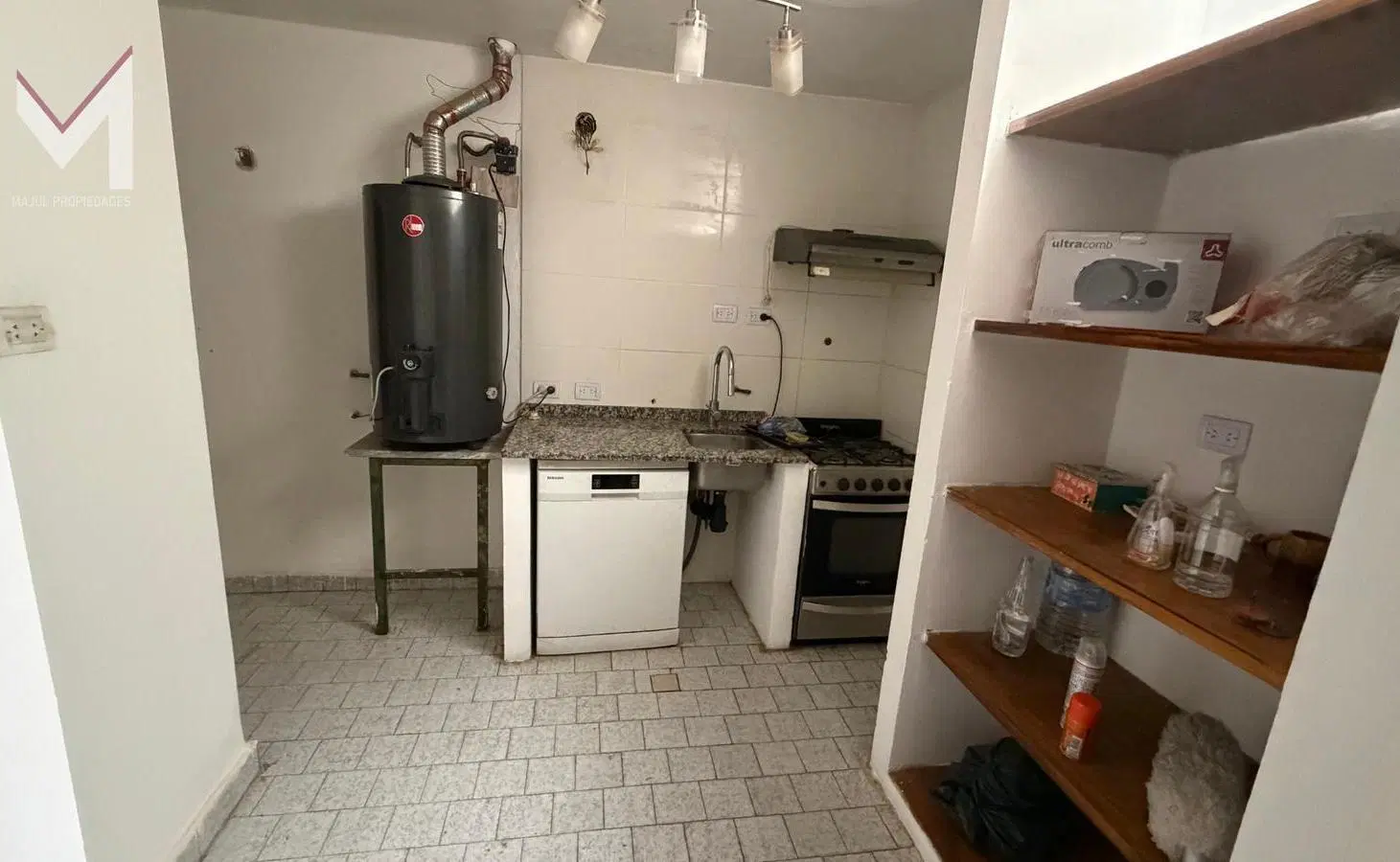 Casa en venta B° Maipu APTA CREDITO. 3 Dormitorios, cocina y cochera 4